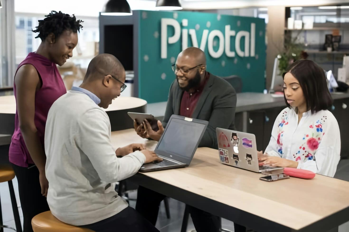 Key Branding Strategies to Win Customers Across Global Borders